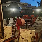 Casa Antonia 招待所 科斯蒂内什蒂