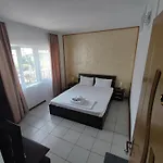 Casa Antonia 3* 科斯蒂内什蒂